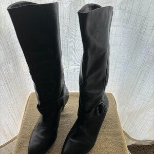 Mark Fisher 91/2 M knee high boots 2 inch heel!